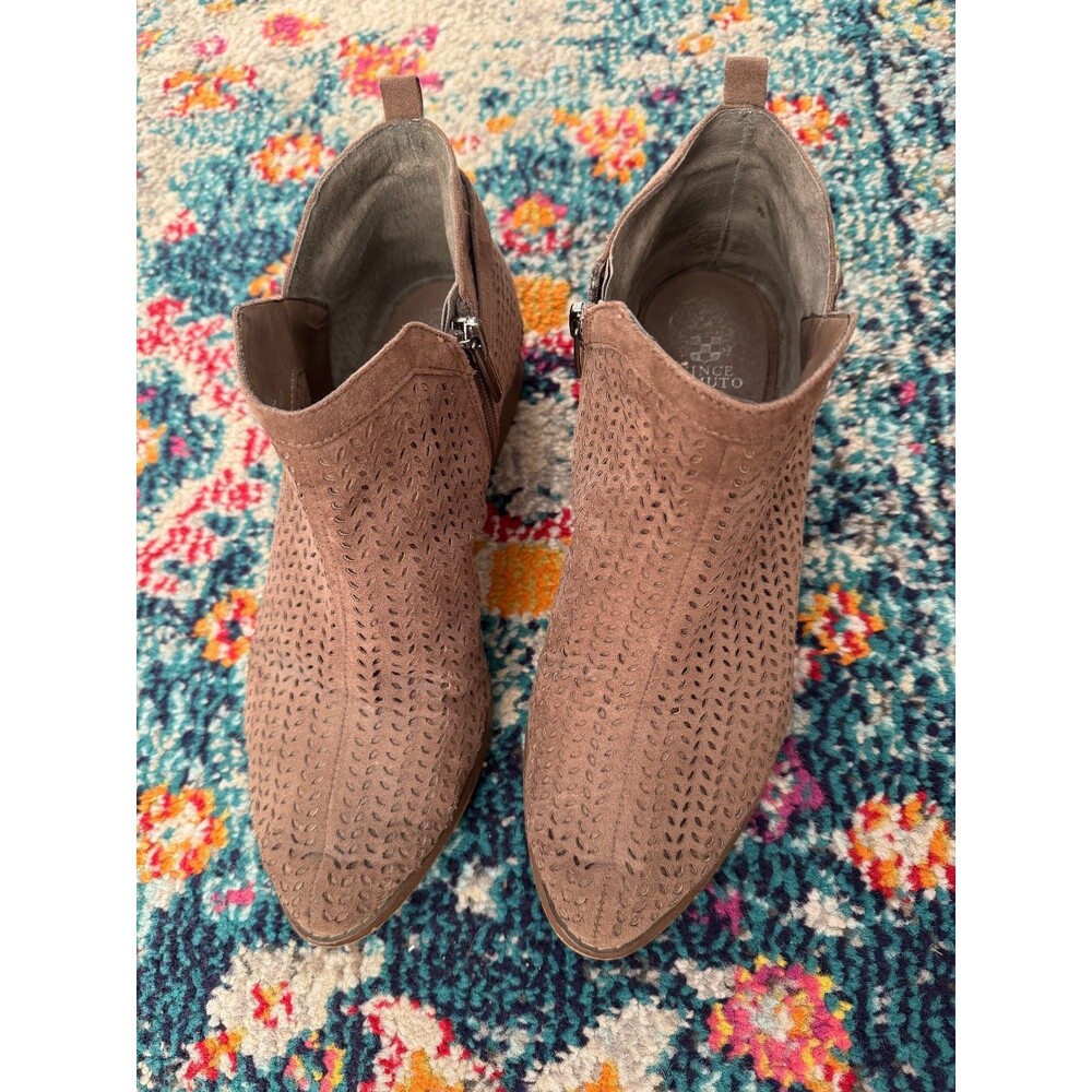 Vince Camuto Girl's Brown‎ Suede Campina Booties Size 5M